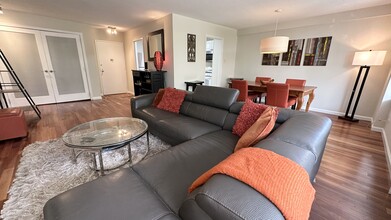 Building Photo - 4501 Arlington Blvd