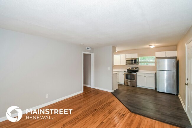 Foto del edificio - 6533 Burgundy Rd S