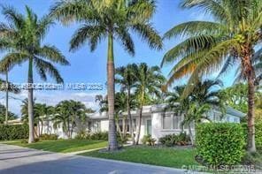 Foto del edificio - 2401 N Shore Terrace