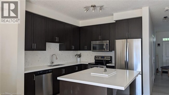 Building Photo - 151 Law Dr