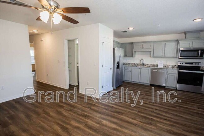 Foto del edificio - 6297 Holland Rd