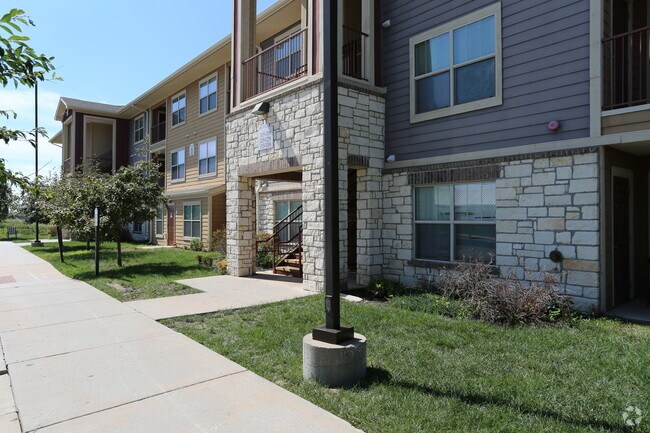 Inwood Crossings Apartments Wichita Ks Apartments Com
