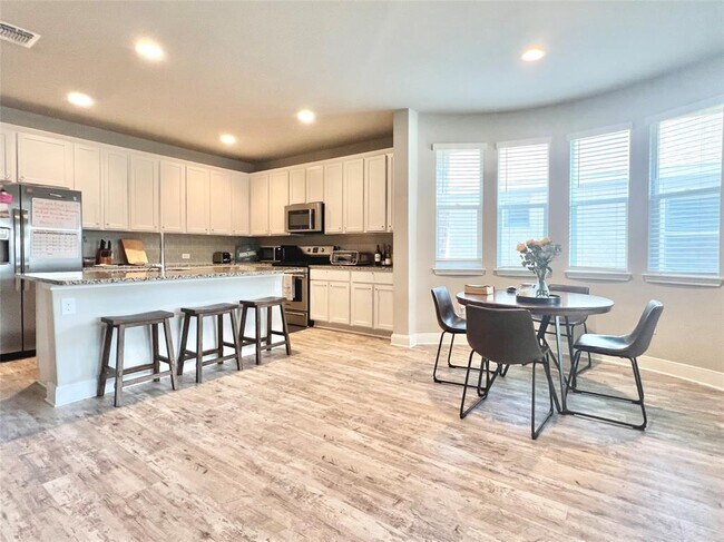 Foto del edificio - 9304 Margaret Jewel Ln
