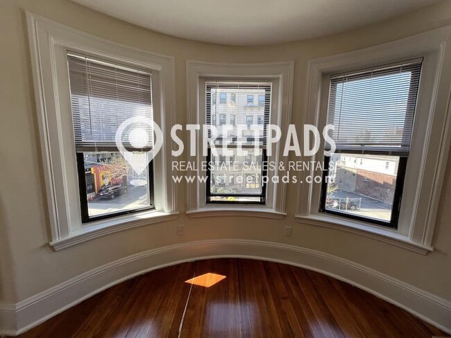 Foto del edificio - 2 bedroom in Cambridge MA 02139