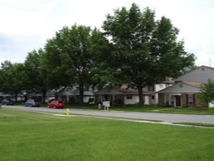 Building Photo - 5042 Woodmark Dr