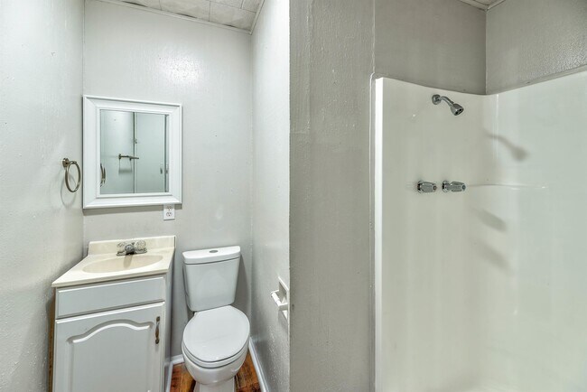 Building Photo - 2318 Co Rd 1100