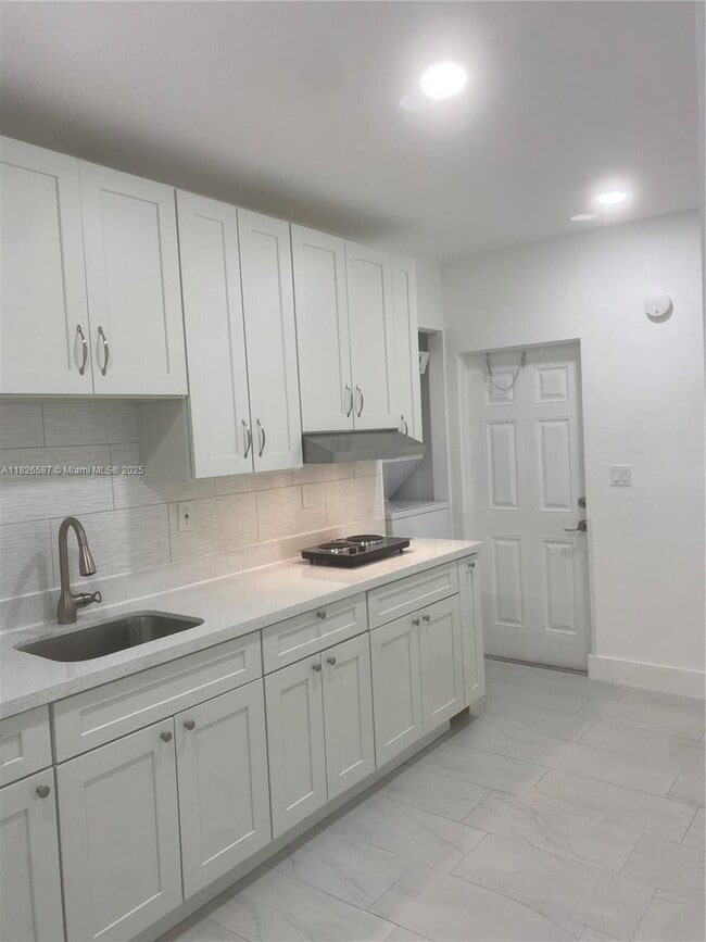 Foto del edificio - 1740 NW 87th Ave