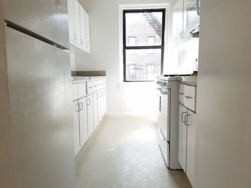 Foto del edificio - 4322 47th St