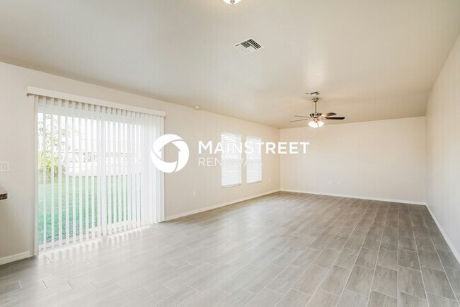 Foto del edificio - 3 Bedroom Pet-Friendly Home in Cape Coral, FL with Main Street Renewal