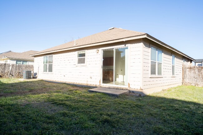 Building Photo - 3504 Sandy Brook Dr