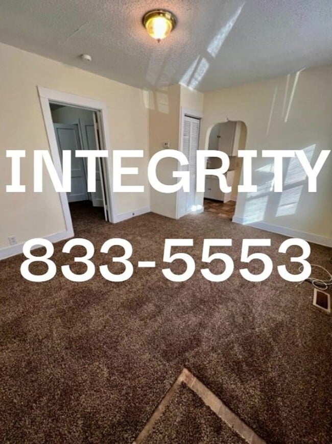 Building Photo - 1849-1851 N. Johnston