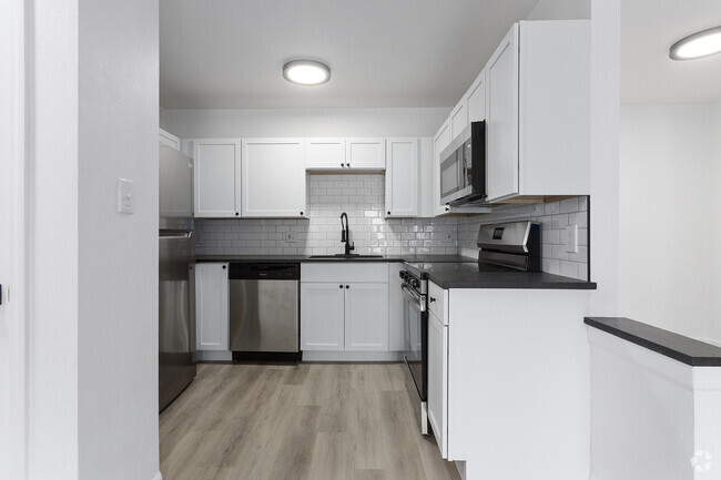 Contemporary Cooking Hub - Shawnee Station