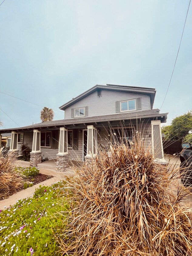 Primary Photo - 2869 Ulric St