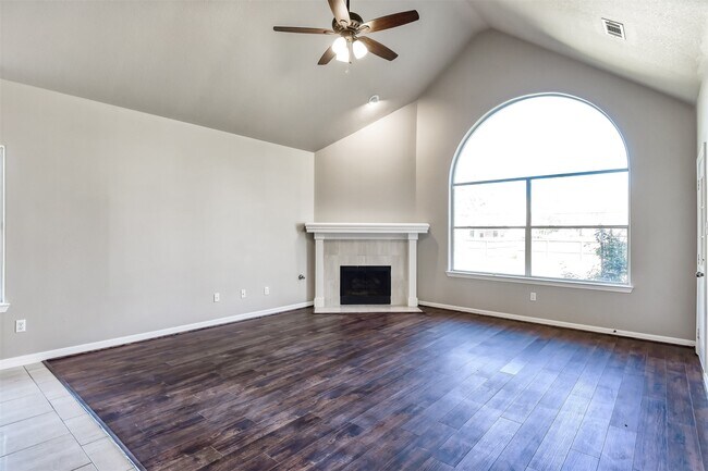 Foto del edificio - 7502 Wedgewood Dr
