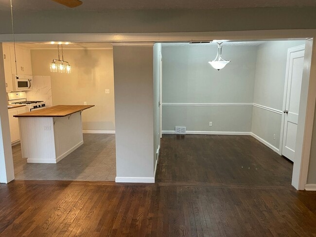 Foto del edificio - 441 W Catalpa St