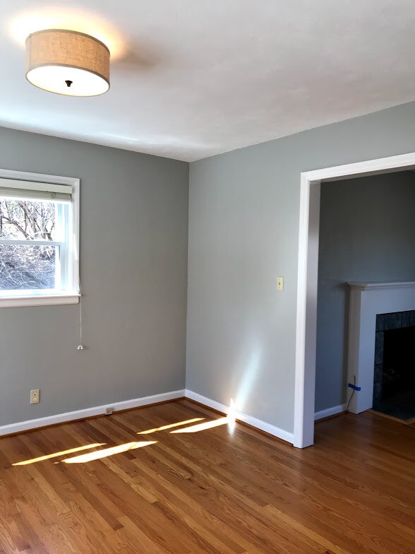 Building Photo - 203 W Bannister Rd