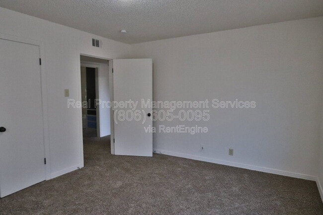 Building Photo - 2521 41st St