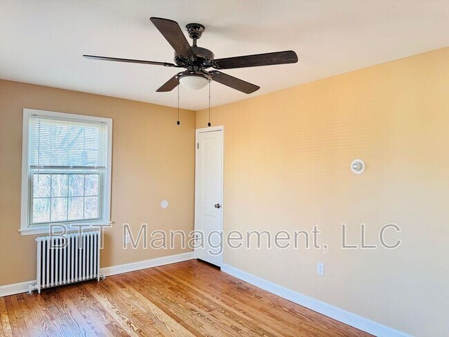 Foto del edificio - 8310 Garland Ave