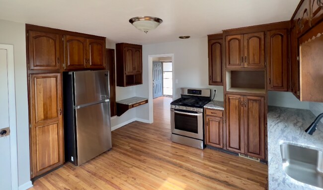 Photo - 1124 N Meade Ave House