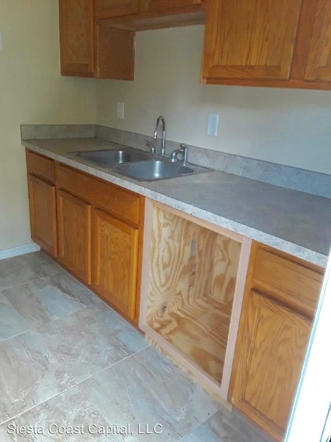 Foto del edificio - 2744 Botts Landing Rd