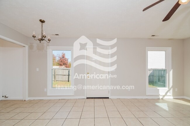 Building Photo - 1030 Bradley St