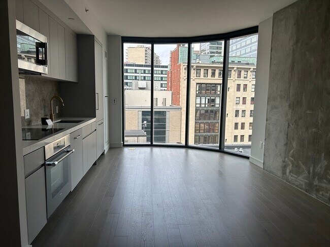 Foto del edificio - 47 Lagrange St