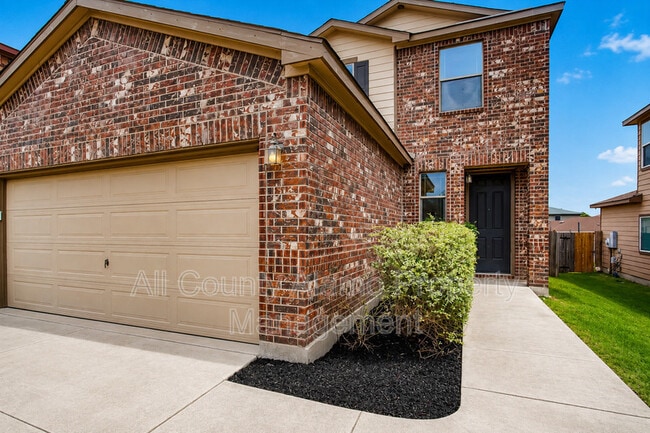 Building Photo - 5071 Mustang View
