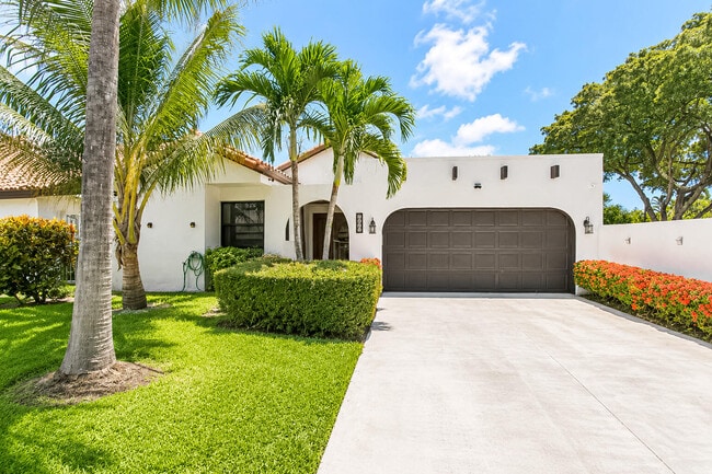 Building Photo - 7678 Solimar Cir
