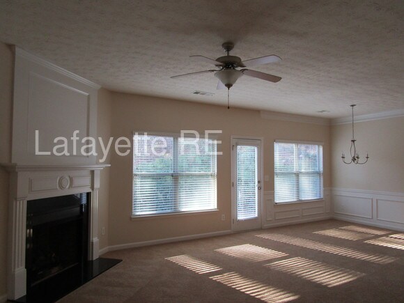 Building Photo - 7508 Parkland Bnd