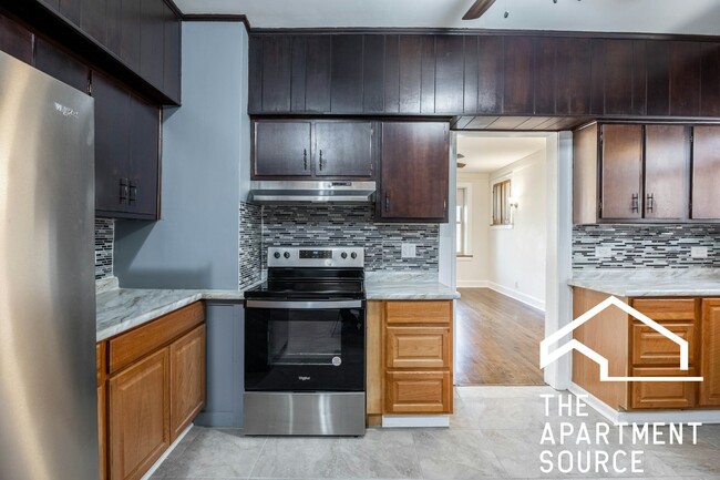 Foto del edificio - 1159 E 52nd St