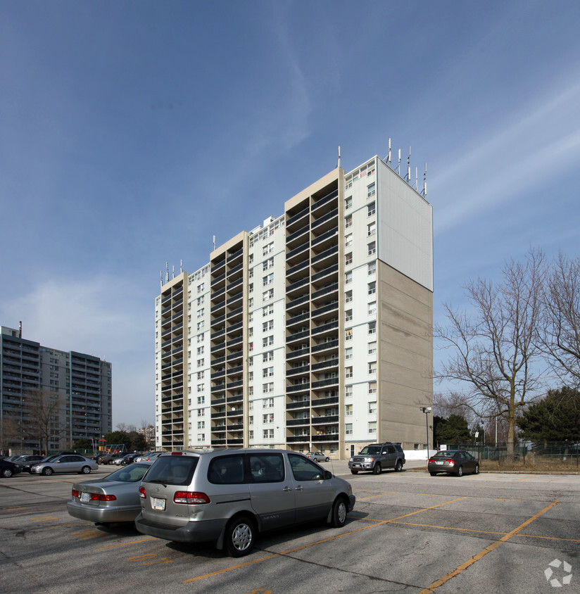 960 Markham Rd, Toronto, ON M1H 2Y4 Apartments - 960 Markham Rd Toronto ...