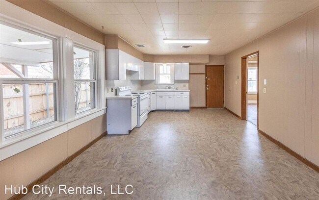 Foto del edificio - 3 br, 1 bath House - 1920 26th Street