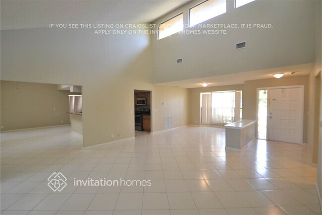 Building Photo - 838 Ivy Dr