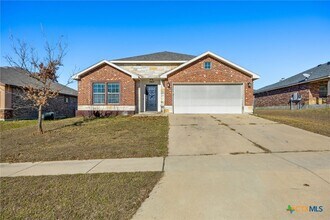 Building Photo - 2809 Camp Cooper Dr