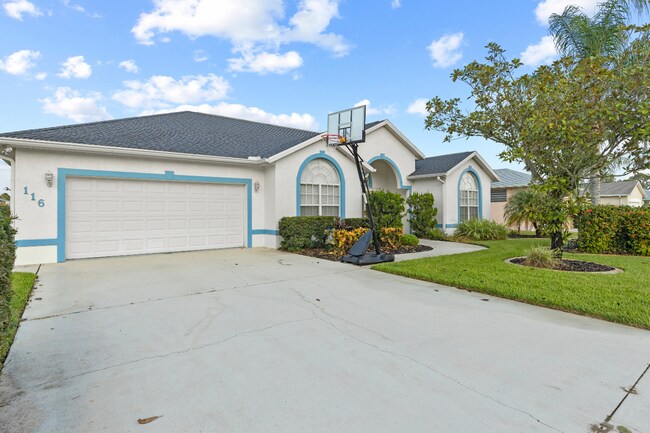 Building Photo - 116 San Remo Dr