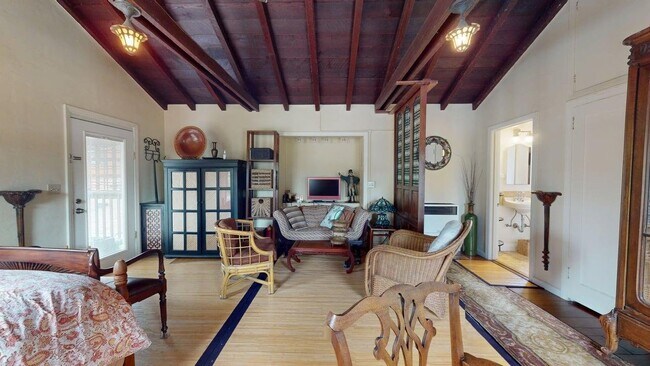 Photo - 2433 McKinley Ave (Berkeley, CA) Apartment