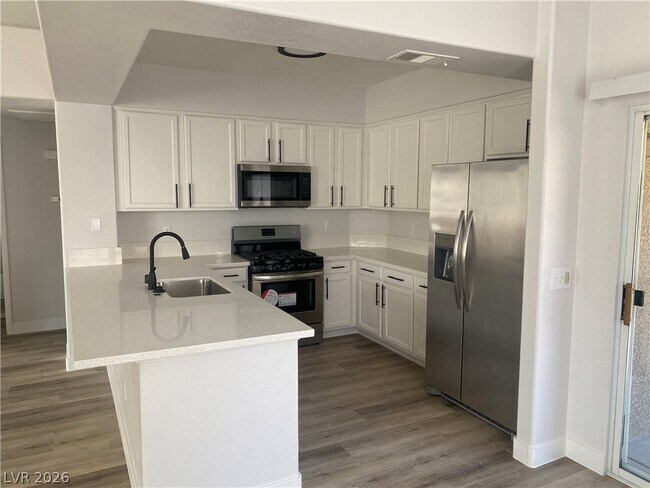 Foto del edificio - 9901 Trailwood Dr