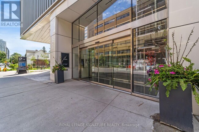 Building Photo - 5 Soudan Ave