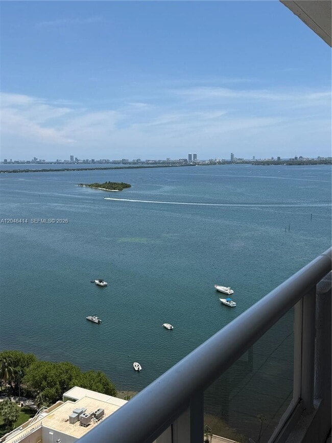 Building Photo - 1717 N Bayshore Dr