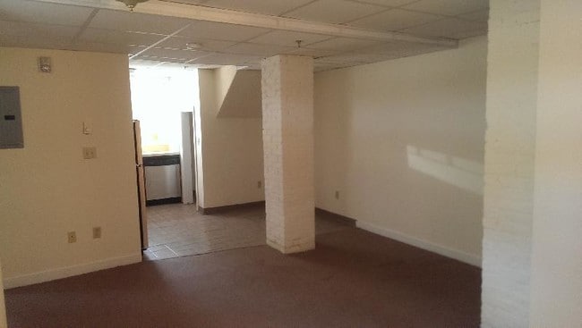 Building Photo - 1622 Massachusetts Ave