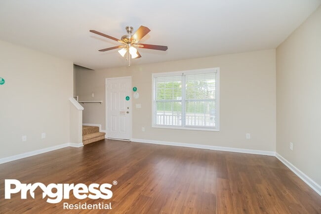 Foto del edificio - 1476 Priestshore Bay