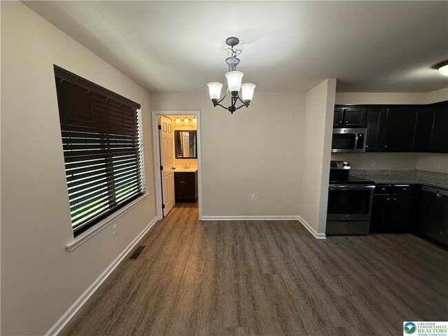 Foto del edificio - 629 Linden St