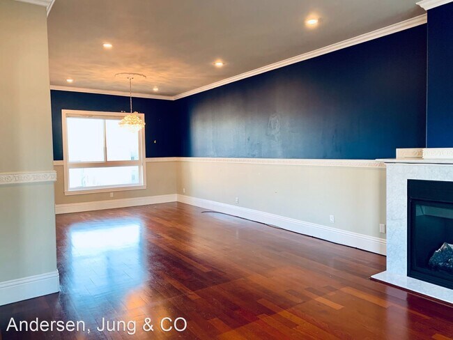 Foto del edificio - 3 br, 2.5 bath House - 7027 Geary Boulevard