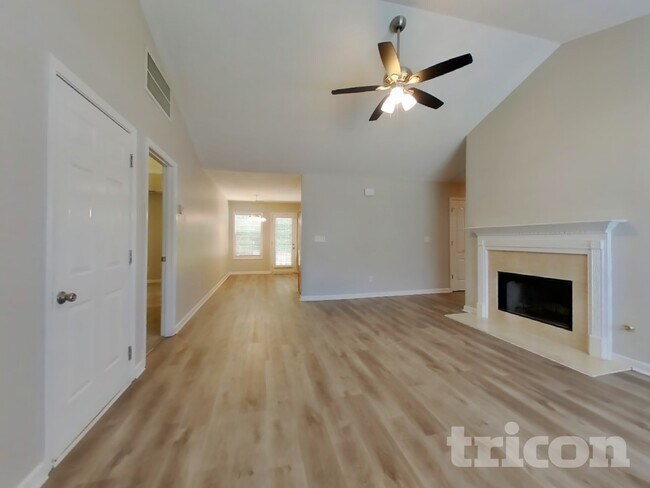 Foto del edificio - 177 Whetstone Way