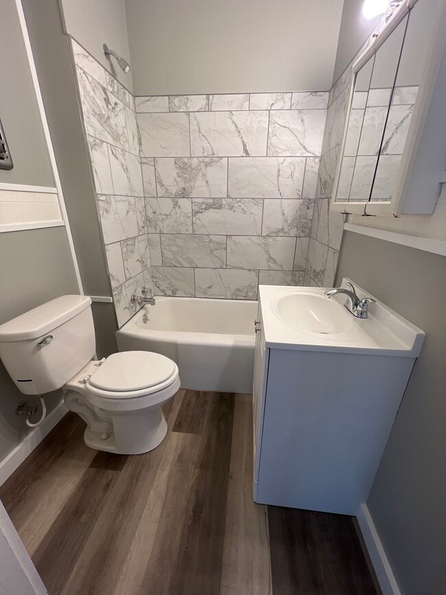 Building Photo - Charming 3-Bedroom, 2-Bathroom Home in the Heart of Downtown Houma