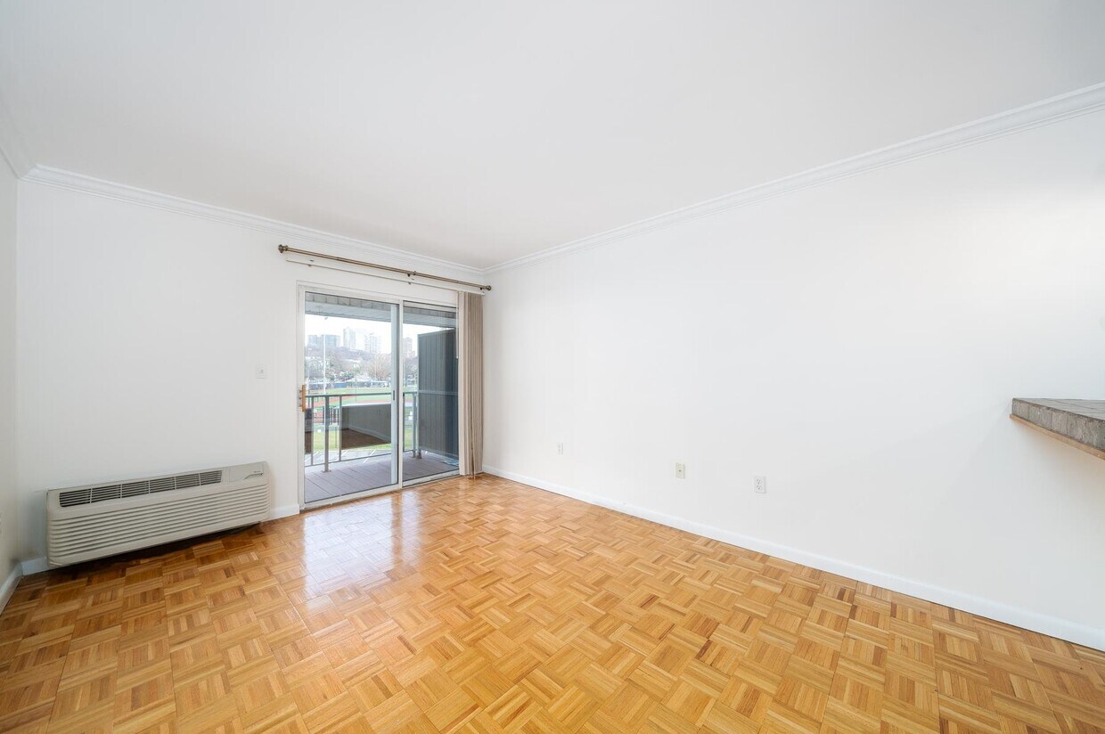 1111 River Rd Unit c31, Edgewater, NJ 07020 Condo for Rent in