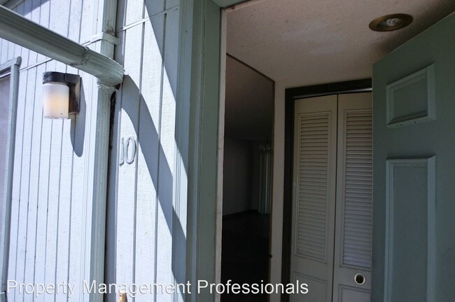 Building Photo - 2 br, 1 bath House - 926 #10 NE D St
