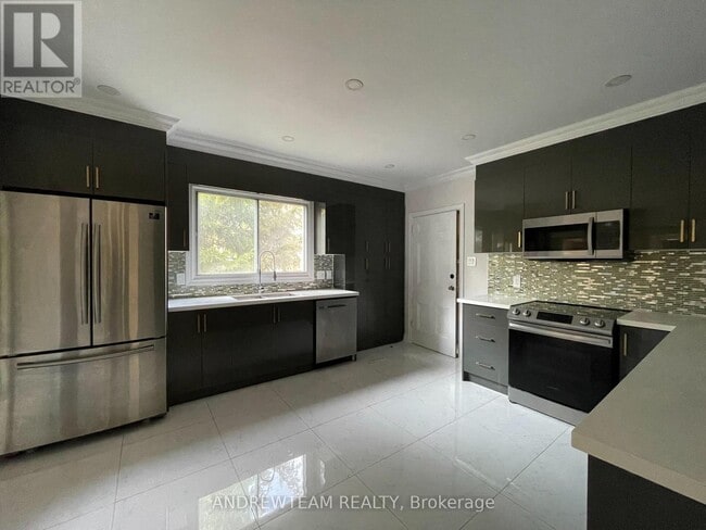 Photo du bâtiment - 3 Church St S