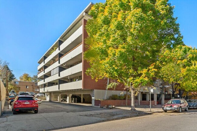 Foto del edificio - 1267 Lafayette St