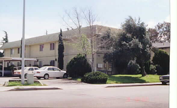 Foto del edificio - 1023 Bluebell Dr